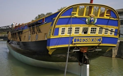 Rebuilt 18th century ship tests French waters