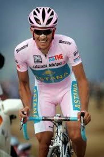 Alberto Contador wins 16th stage of Spanish Vuelta