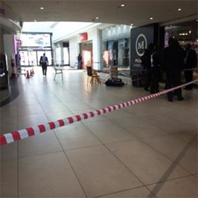 Mall robberies target gadgets, not money