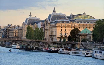 Former French minister sacked for tax problems