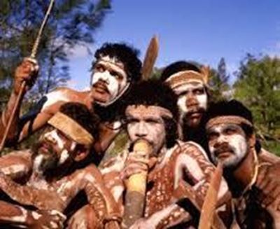 Australian PM governs from tent as he keeps vow to aborigines
