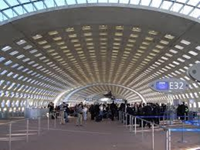 French parliament approves Jihadist travel ban