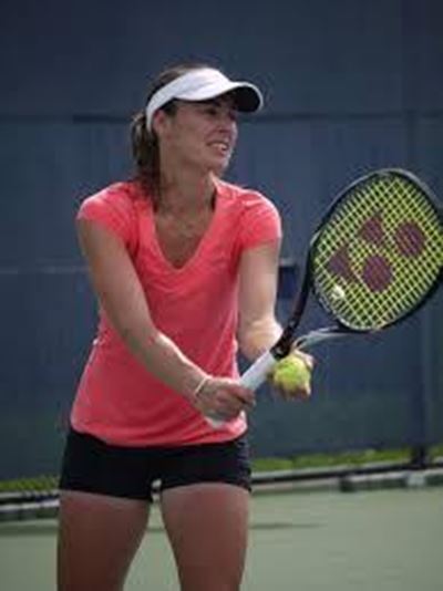 Early exit for Swiss dream team Hingis, Bencic