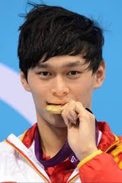Sun Yang achieves emphatic 400m freestyle win