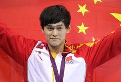 South Korean swimming star Park struggles in front of home crowd