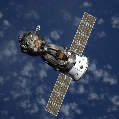 US-Russian crew docks with Space Station