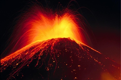 Death toll rises after Japan volcano eruption