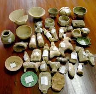 IS pillaging Iraqi artefacts, Unesco warns