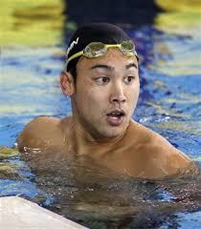 Japanese top swimmer booted out for stealing camera
