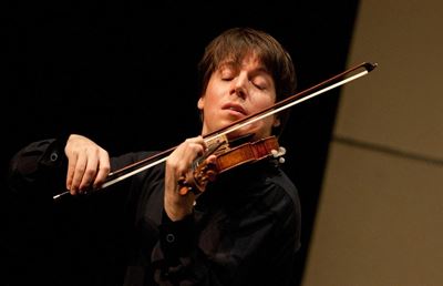 Famed violinist plays do-over at train station