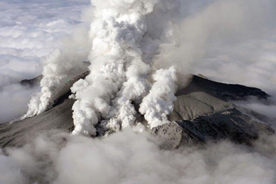 Japan volcano death toll hits 47