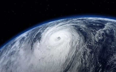 2 dead, 5 missing as typhoon slams into Japan