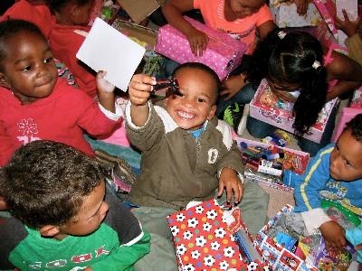 Santa Shoebox now offers many donor options