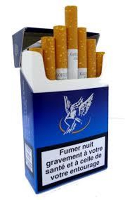 France to go for plain cigarette packets in 2016