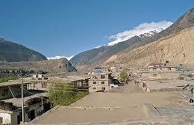 Avalanche kills 4 trekkers in Nepal mountains
