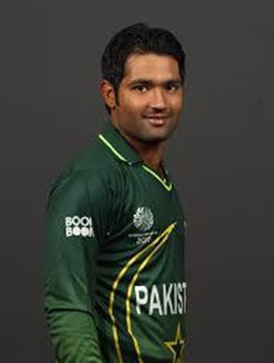 Shafiq hits 100 as Australia get good workout