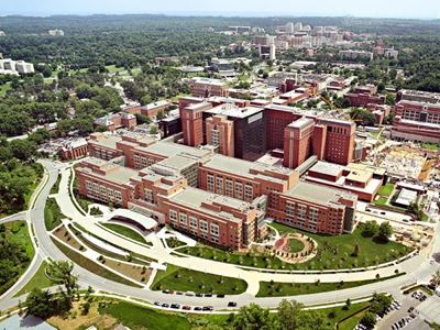 Texas nurse with Ebola moved to Maryland