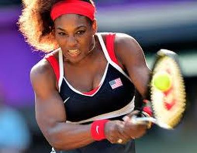 Serena beats Ivanovic in WTA finals opener