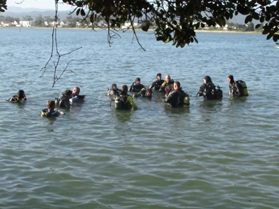 12kg of underwater garbage removed