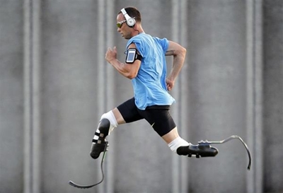 Pistorius, agent to have prison talks over career