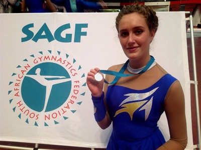 20 medaljes vir plaaslike gimnaste