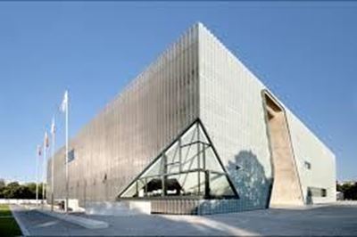 Museum sheds light on 1,000-year history of Poland's Jews