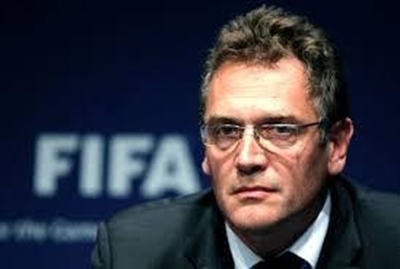 Men's World Cup Soccer could be on artificial turf