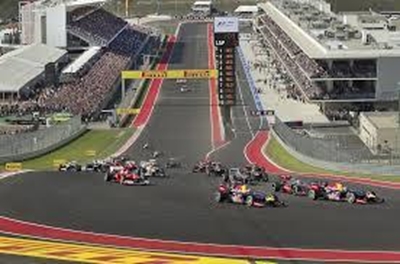 Hamilton seeks to divert attention from F1's problems