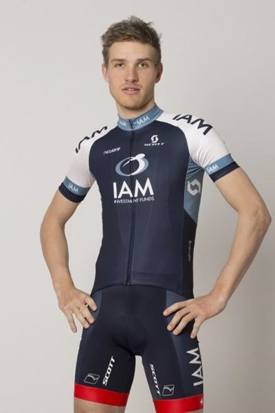 Brandle beats Voigt's hour record