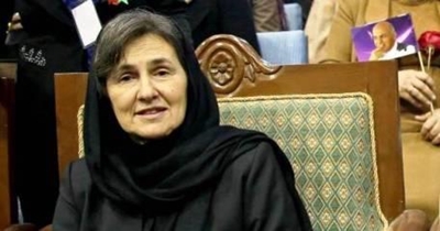 New Afghanistan first lady backs veil ban