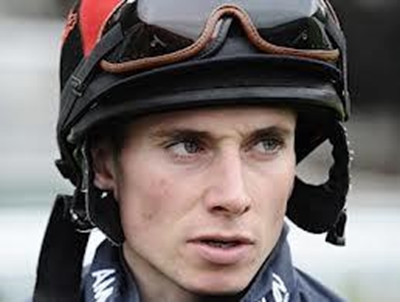 Protectionist wins Melbourne Cup, favourite dies