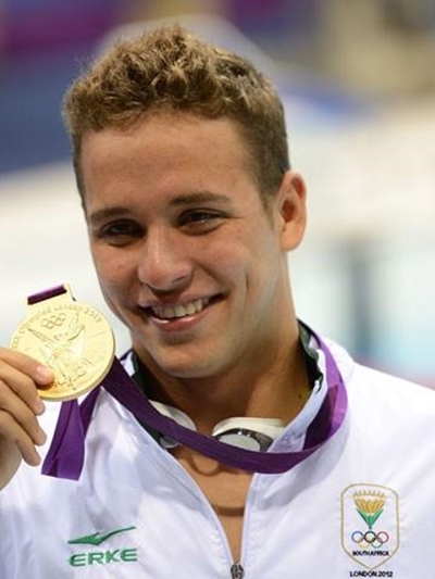 Le Clos wins in Singapore