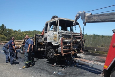 Update: N2 accident at Gwaiing River Bridge