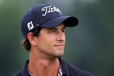 McIlroy wins race to Dubai, Scott aims for revenge