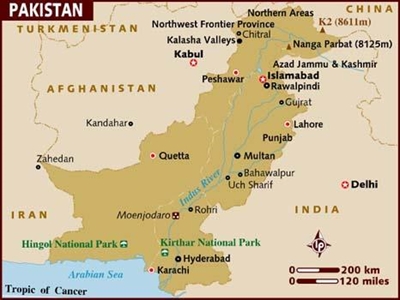 More than 40 killed in clashes, bombings in Pakistan
