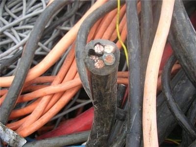 Polisie ondersoek R100 000 kabeldiefstal