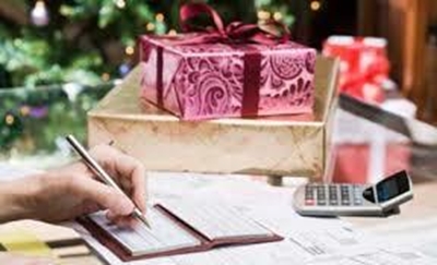 Be wary of misleading adverts, spend wisely in festive season