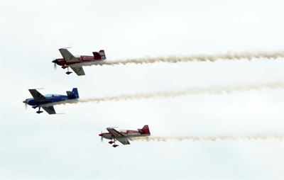 Aerobatic planes fill Mossel Bay skies