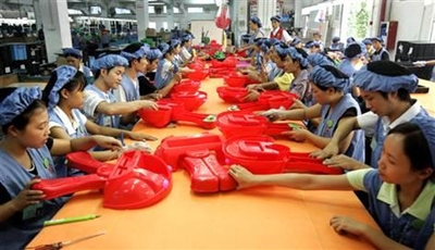 China manufacturing growth at 8-month low
