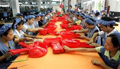 China manufacturing growth at 8-month low