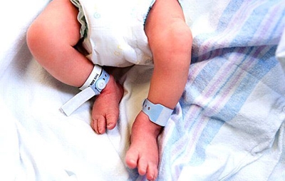 Treatment clubs for newborns