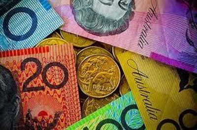 Australia's economy slows as private investment weakens