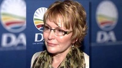 Zille, puppet battle it out on Twitter