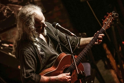 Guitar legend Tony Cox in Knysna