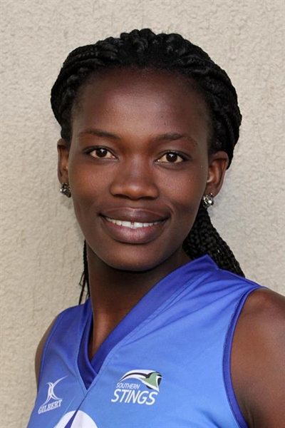 SA's Maweni signs for UK netball league