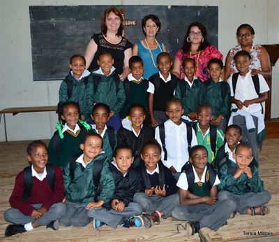 Gr. 1's kry tassies, skryfbehoeftes