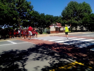 Holy Cross Primary principal regulates traffic