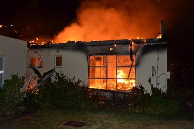Opvolg: Brand verwoes huis in Ellystraat