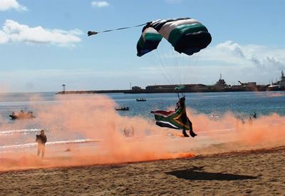 NSRI assists skydivers