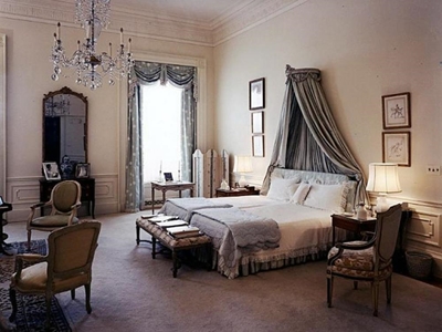 5 Ways to blend old and new décor in style